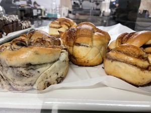 2 types of buns: Cinnamon and poppy seed  at Voch Luys Voch Mut - Ոչ լույս Ոչ մութ in Yerevan