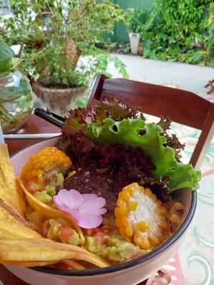 Bowl Arriba at Orango Mango in Bauru