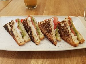 Grilled caprese sandwich at botànic in Barcelona