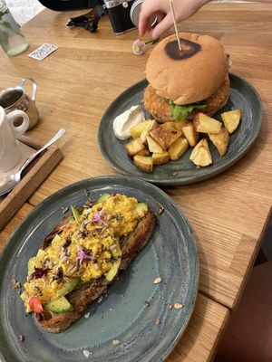 Avocado toast and crispy burger   at botànic in Barcelona