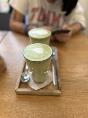 Matcha latte  at botànic in Barcelona