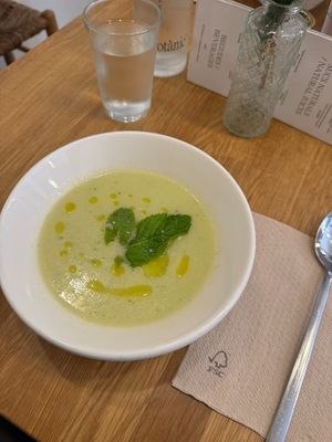 Melon & mint soup (from daily menu) at botànic in Barcelona