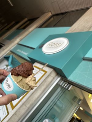   at Rossi La Bottega Del Gelato in 