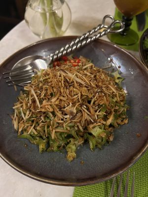 Wing bean salad  at Na Aroon in Bangkok