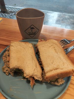 Super happy re open in Ho chi minh! And In District 1! Love ivegan in Da Nang and in Ha Noi! The best vegan tuna sandwich! Cam on nhieuuu! at IVEGAN SUPERSHOP BEN THANH - Healthy Plant Based Cafe in Ho Chi Minh City
