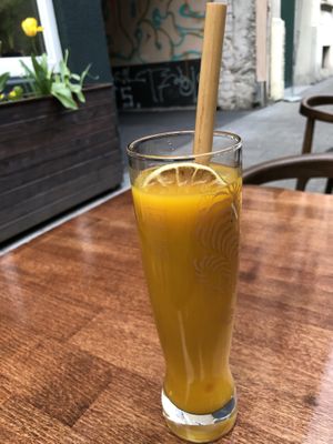 Mangosaft / mango juice  at Ngon Veggie in Cologne