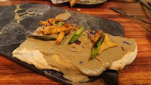 Pizza at La Huerta Funky Castizo in Madrid