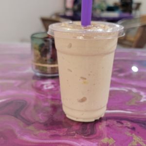 Pot O' Gold Smoothie at Reese's Delectables in Marion
