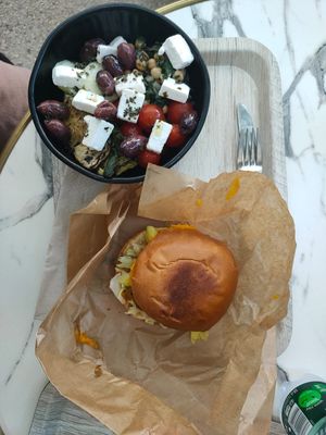 Greek Bowl, Portobello Burger at Copper Branch - Nimes in Nimes