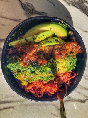 Bowl with marinated shiitake   at Copper Branch - Nimes in Nimes