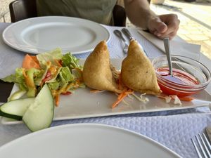 Chamuças de Vegetais  at Taj Mahal in Chaves