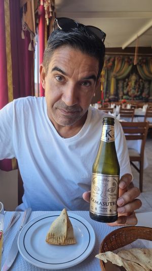 ... at Taj Mahal in Chaves