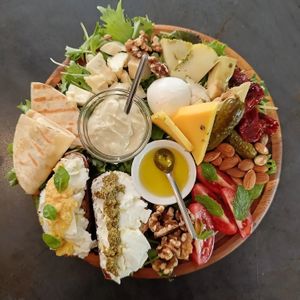 Tagliere vegetariano at Radici di Sicilia in Palermo