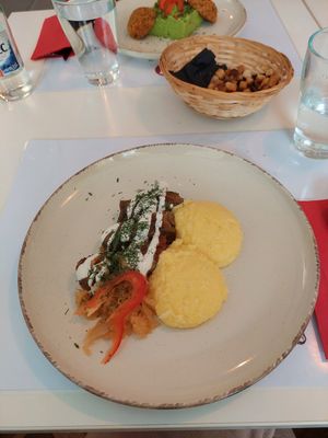 Vegan Sarmale at Vegasmo in Brasov