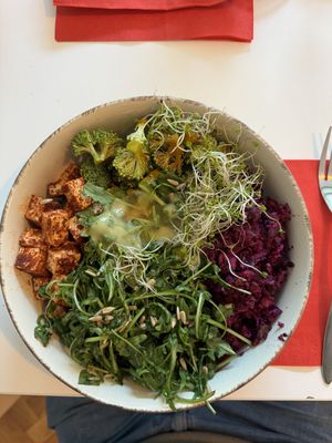 Raw vegan bowl  at Vegasmo in Brasov