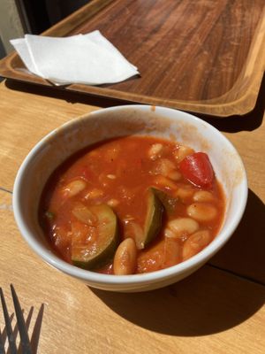 Fasolka po brytonsku   at Vega in Wroclaw