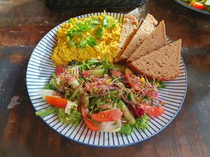 Scrambled tofu at Vega in Wroclaw