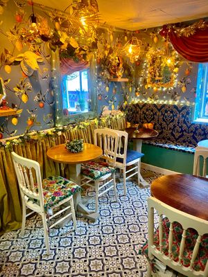  at Caffi'r Cob in Mold