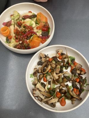 Hummus dish, Mushroom dish (order without cheese)  at Les Indécis in Tunis