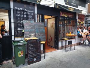 Exterior at Bar Queen's in Madrid