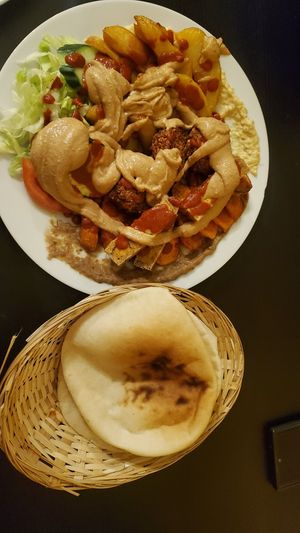 Falafel teller at Savanna Imbiss  in Berlin