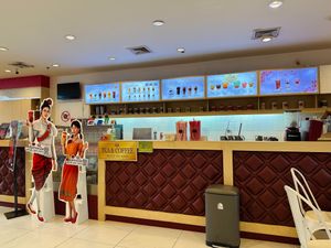 Store interior at Cha Tra Mue - Maya in Chiang Mai