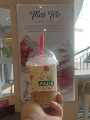 Oolong milk tea with boba at Cha Tra Mue - Maya in Chiang Mai