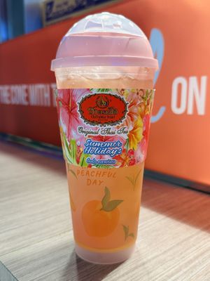 Lemon peach tea w/o honey (65 THB)  at Cha Tra Mue - Maya in Chiang Mai