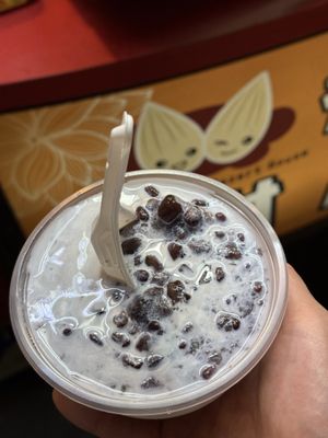   at Almond Sweet Dessert House in Kaohsiung