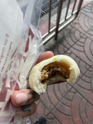 Vegan pork   at Gu Long Bao - กู่ หลง เปา ซาลาเปาโบราณ 古笼包 包子店 in Bangkok