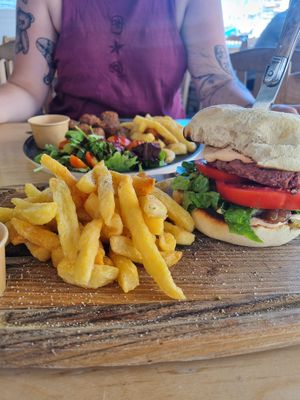 Burger and Meatballs with fries at Piperi Remastered in Naxos