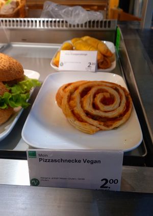 herzhaftes vegan at denn's BioMarkt - Kaiserstrasse in Dortmund