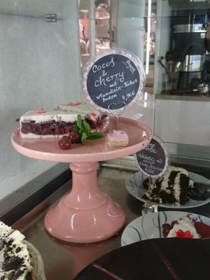 Vegan cake at Barbarella Cafe in Aachen