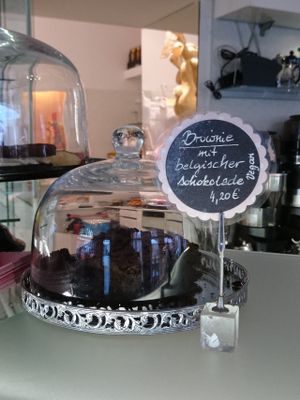 Vegan brownie at Barbarella Cafe in Aachen