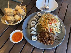 Fried tofu/shroom and papaya salad  at Tham Na Chang Kin Phuk - ช้างกินผัก in Bangkok
