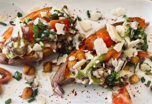  at Mãeterra in Colares