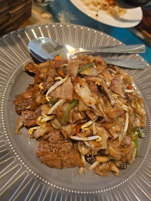 Beefless  Hor Fun    ~ 4/12/23 at Clover Plant Based Kitchen & Bar  in Central Singapore