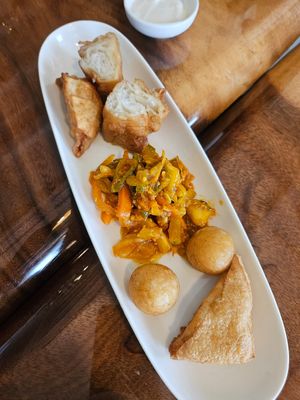 Appetitzer ~ 2/1/24 at Clover Plant Based Kitchen & Bar  in Central Singapore