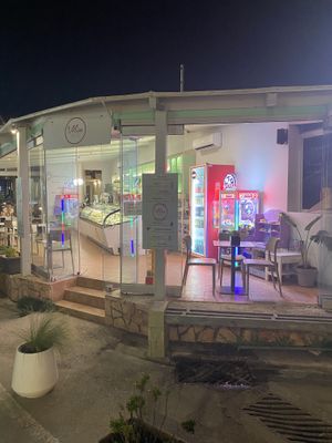 Mia Gelateria  at Mia Gelateria in Crete