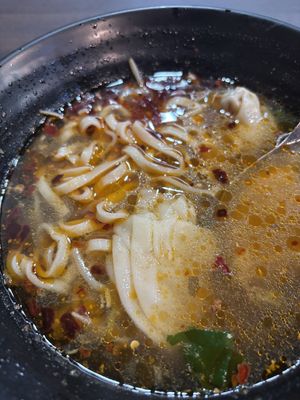 won ton soup   at Wei Lai Fang - 味萊坊 in Keelung