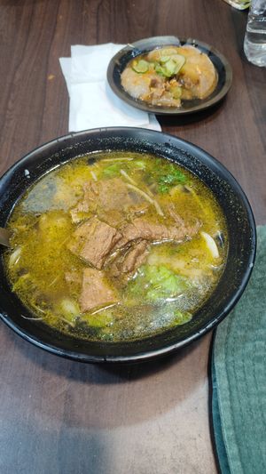 香椿豆皮 with 乾麵疙 and 菜圓 at Wei Lai Fang - 味萊坊 in Keelung