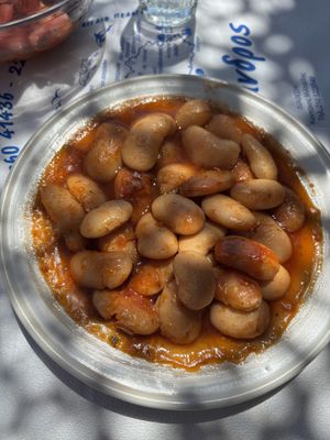 Big beans   at Taverna Agali in Folegandros