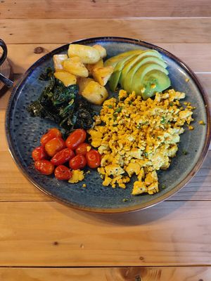 Vegan breakfast at Onions in Koh Tao