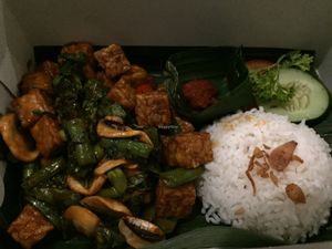 tempeh stir fry takeaway at ABE-DO in Ubud
