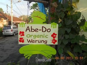 Abe-Do Organic WarungWe redecorated our sweet Warung to get some fresh colours inside, which makes a nice atmosphere while having one of our home made and delicious dishes.Please join us for an exotic breakfast, cup of organic coffee, lunch or a roma at ABE-DO in Ubud