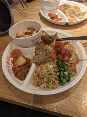  at Sumanxiang Vegetarian Cafeteria Suyan - 素满香素食自助餐厅·素宴 民乐园店 in Xian