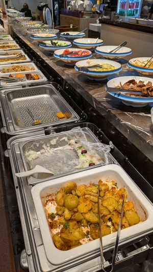  at Sumanxiang Vegetarian Cafeteria Suyan - 素满香素食自助餐厅·素宴 民乐园店 in Xian