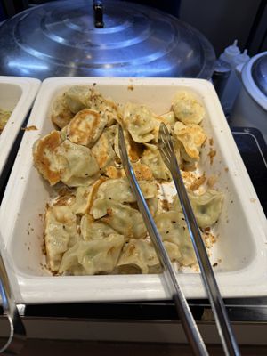 Cabbage dumplings   at Sumanxiang Vegetarian Cafeteria Suyan - 素满香素食自助餐厅·素宴 民乐园店 in Xian