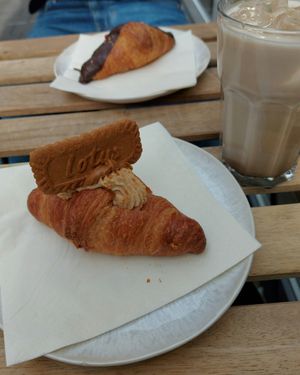 Lotus croissant & iced oat milk chai latte at Madame Croissant Bonn in Bonn