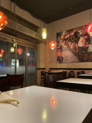 Hier noch ohne Suppe 😁  at Hanoi Deli Colonnaden in Hamburg